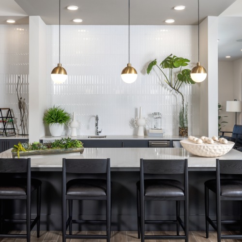 Enjoy our resident-only features